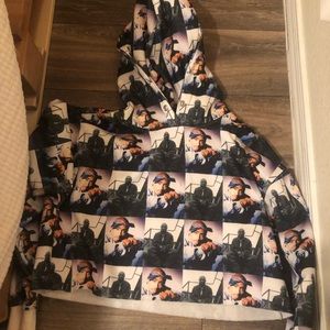 Forever21 Cropped 2PAC Sweater!